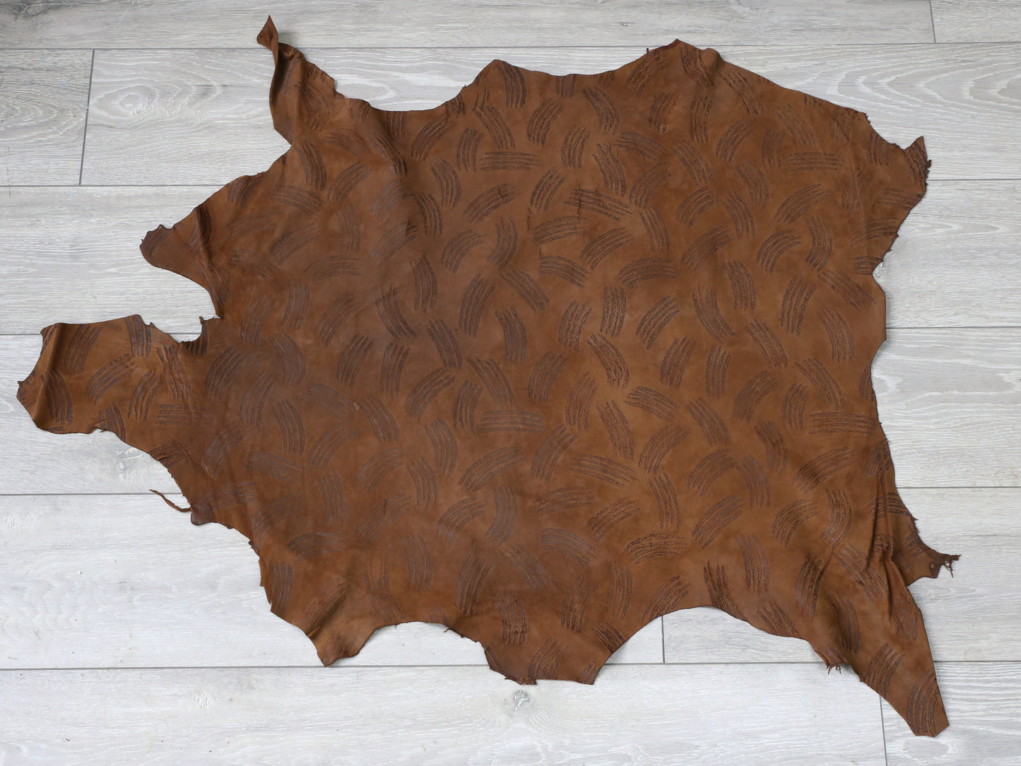 CLEARANCE PRINTED SHEEP SKINS - BROWN 1.2-1.4mm