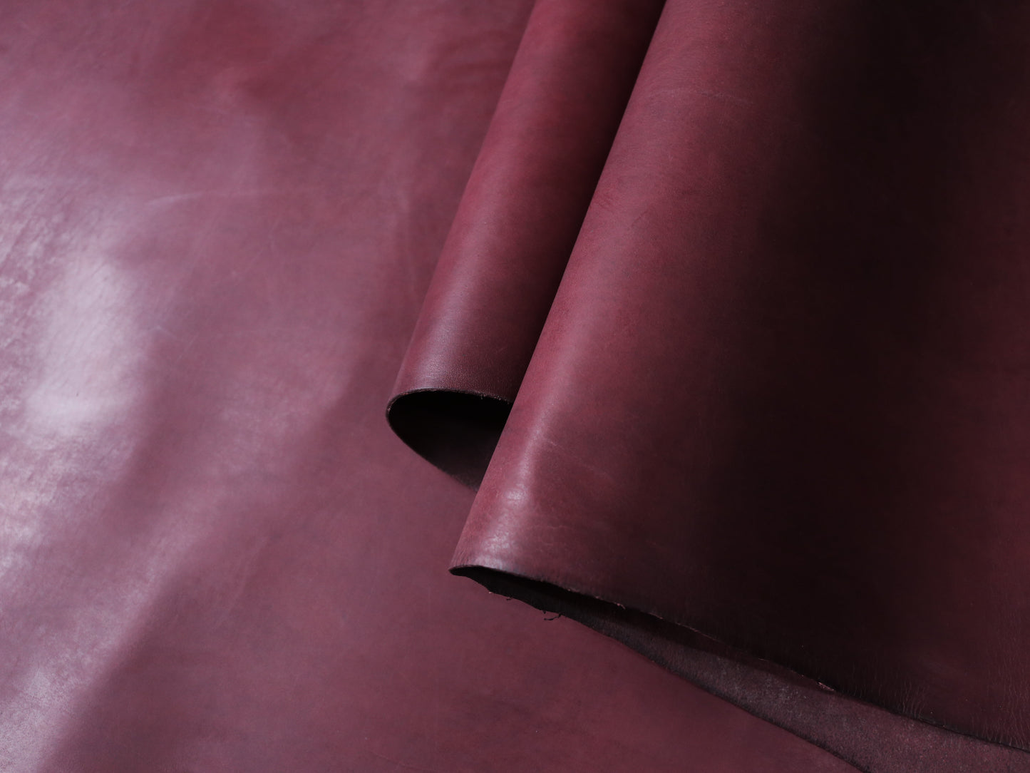 VEGETABLE TANNED BUTTS - BURGUNDY - 2.0 and 1.4mm