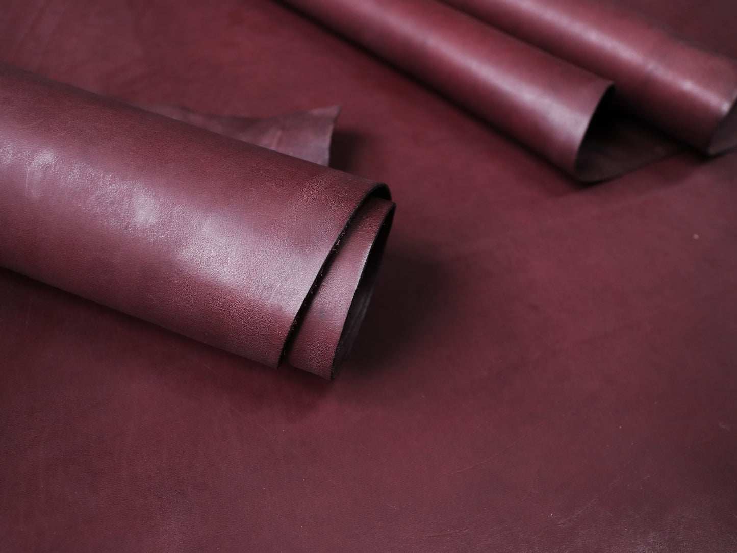 VEGETABLE TANNED BUTTS - BURGUNDY - 2.0 and 1.4mm
