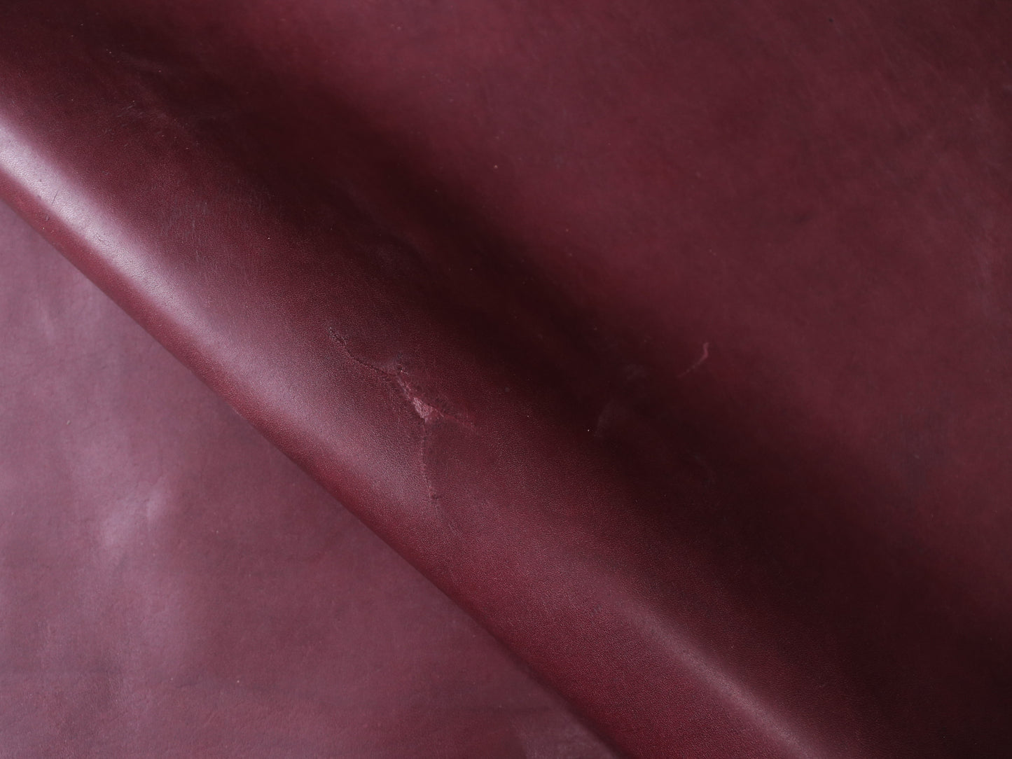 VEGETABLE TANNED BUTTS - BURGUNDY - 2.0 and 1.4mm