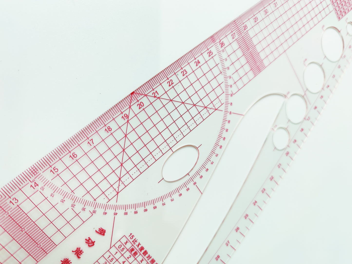 FLEXIBLE GRADING CURVE RULER FOR PATTERN MAKING