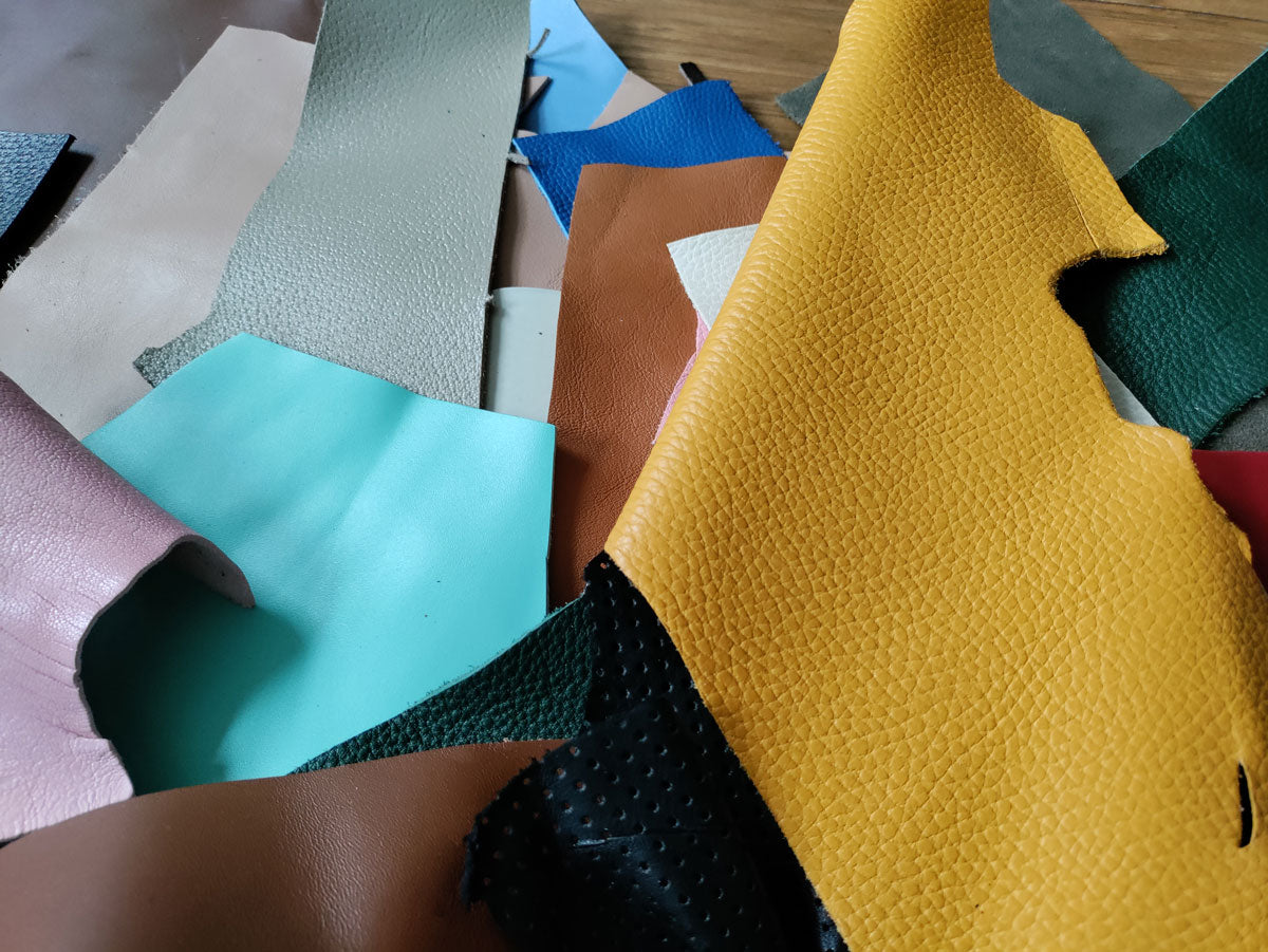 COLOURED LEATHER OFFCUTS – SMALL – 0.8-2.0mm