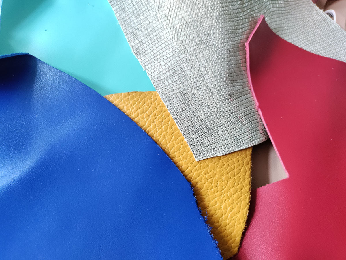 COLOURED LEATHER OFFCUTS – SMALL – 0.8-2.0mm