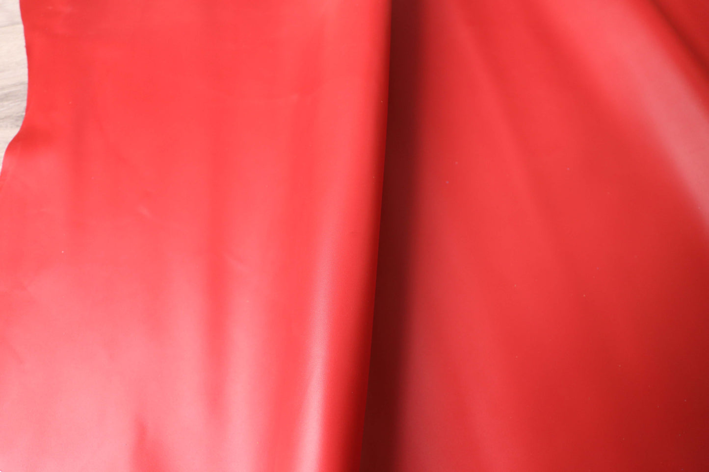 SMOOTH SIDES - HIBISCUS RED – 1.0-1.2mm