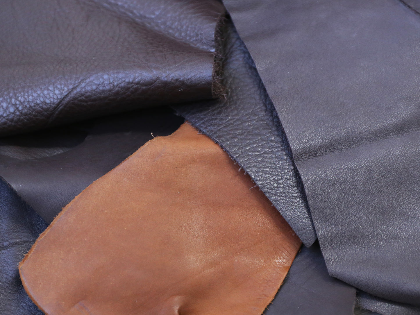 BROWN LEATHER OFFCUTS – MEDIUM – 1.1-2.2mm