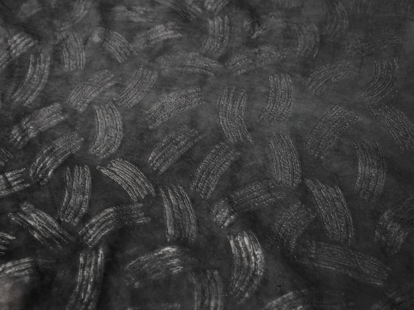 CLEARANCE PRINTED SHEEP SKINS - BLACK 1.2-1.4mm