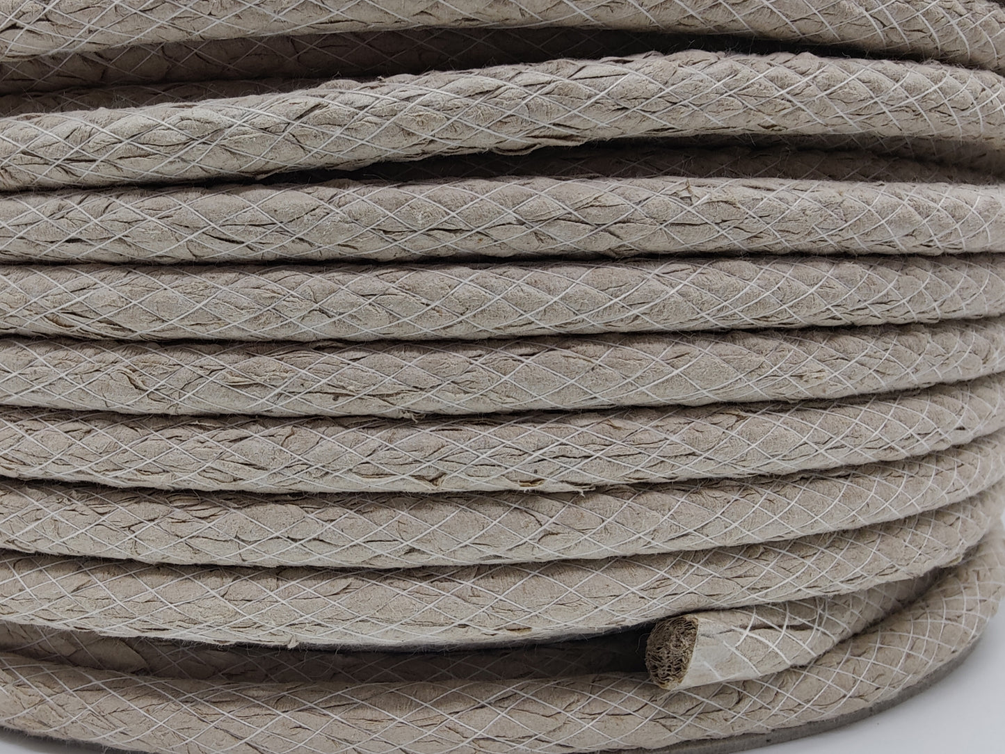 PAPER CORDING FOR HANDLES AND UPHOLSTERY - PAPER TACK ROLL - 9mm