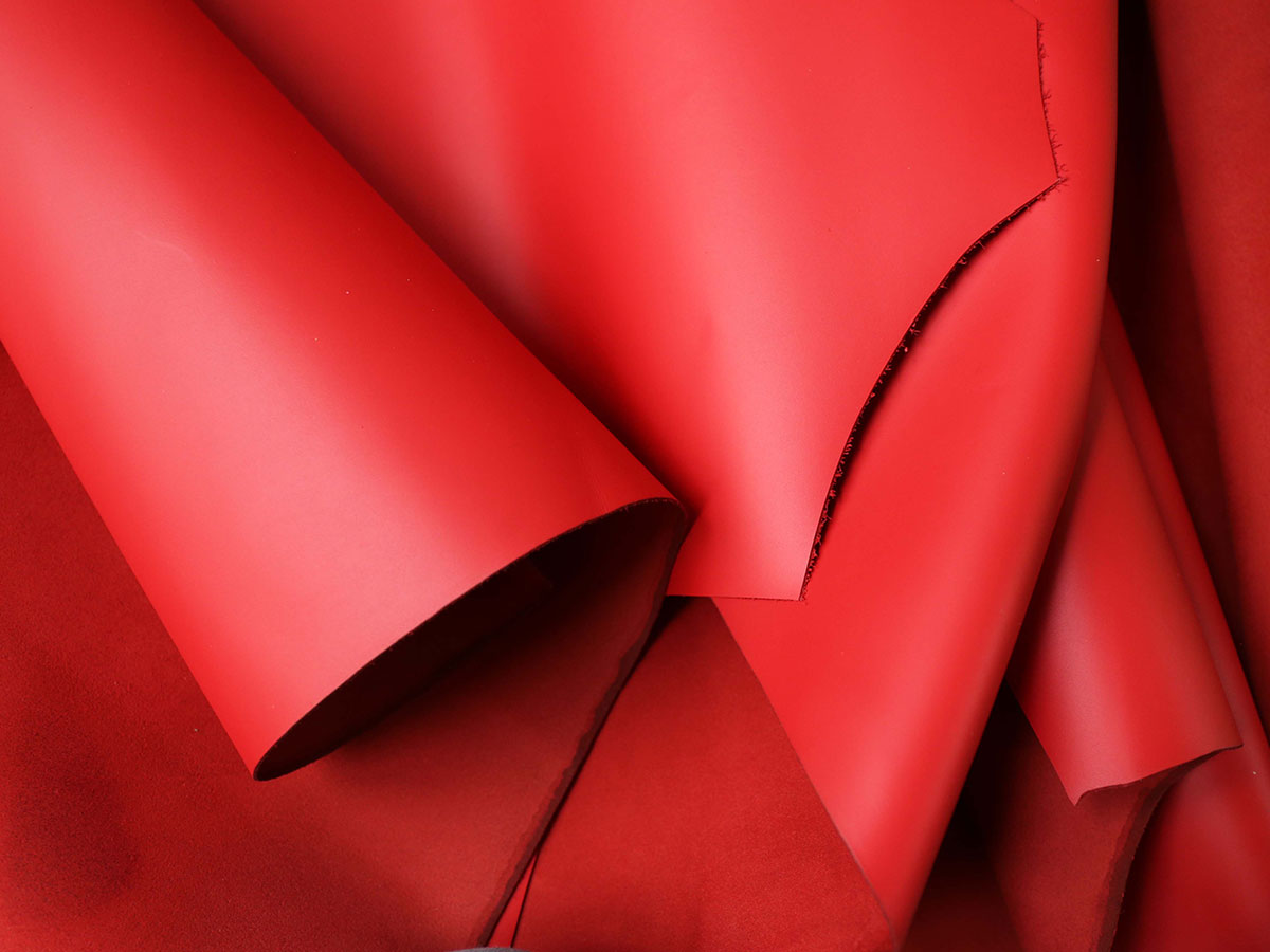 SMOOTH COATED CALF SIDES - RED – 1.1-1.3mm