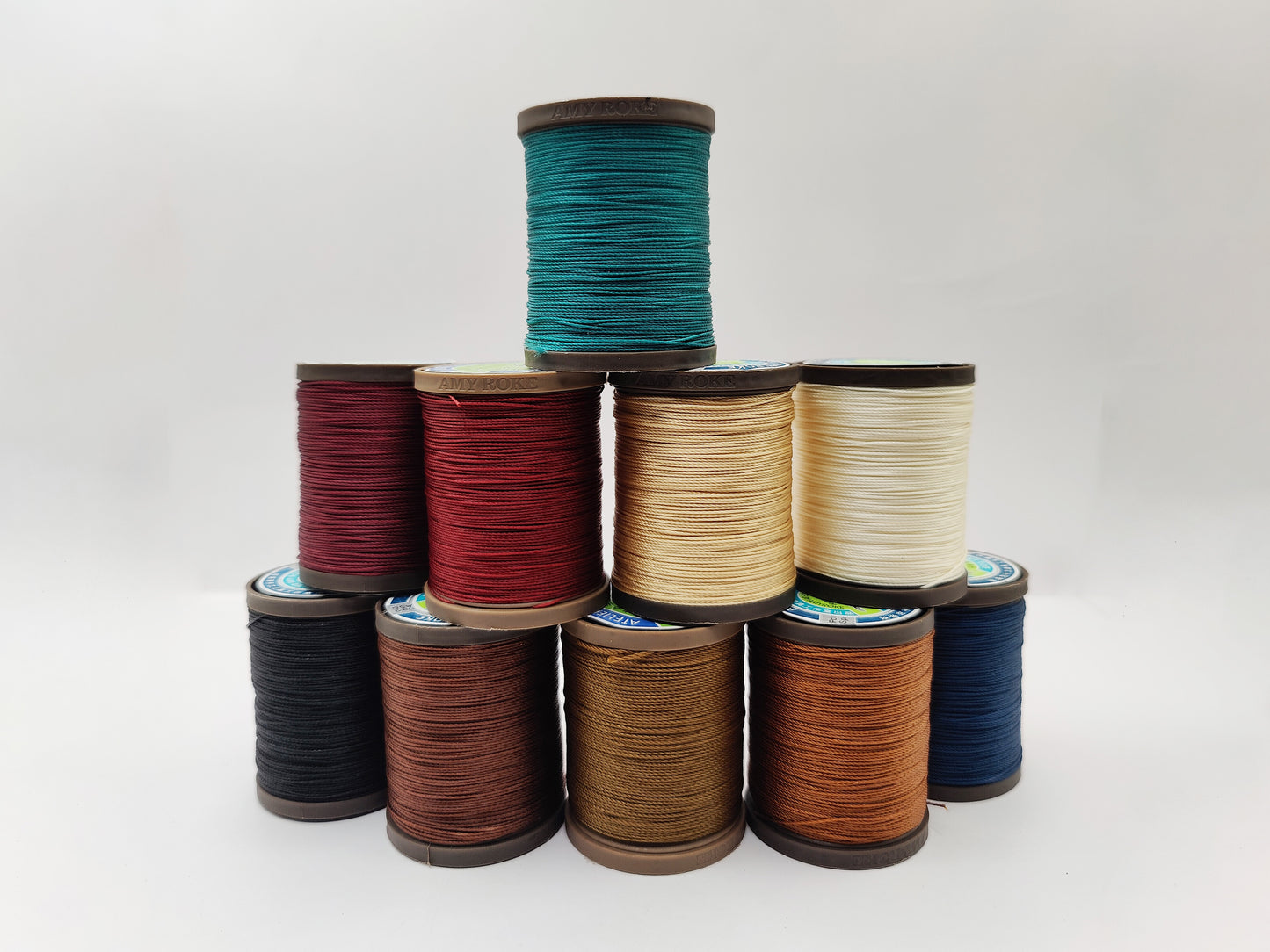 AMY ROKE POLYESTER LEATHER SEWING THREAD - LIGHT BROWN