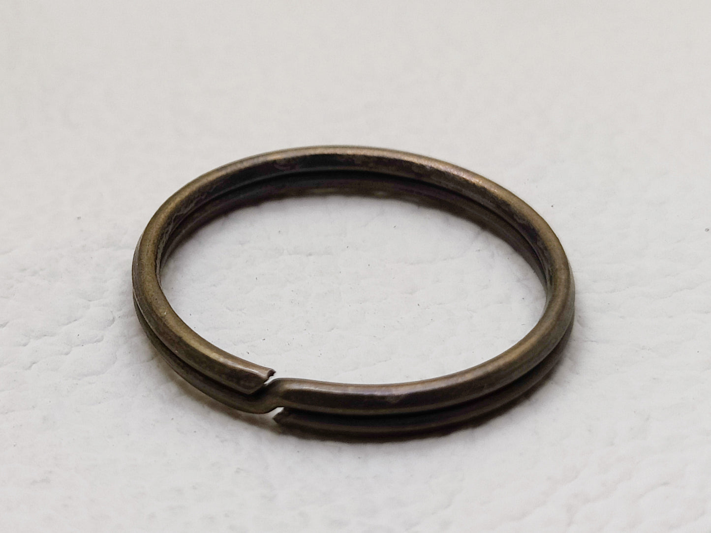 ANTIQUE BRASS SPLIT RINGS 25mm (Pack of 5)