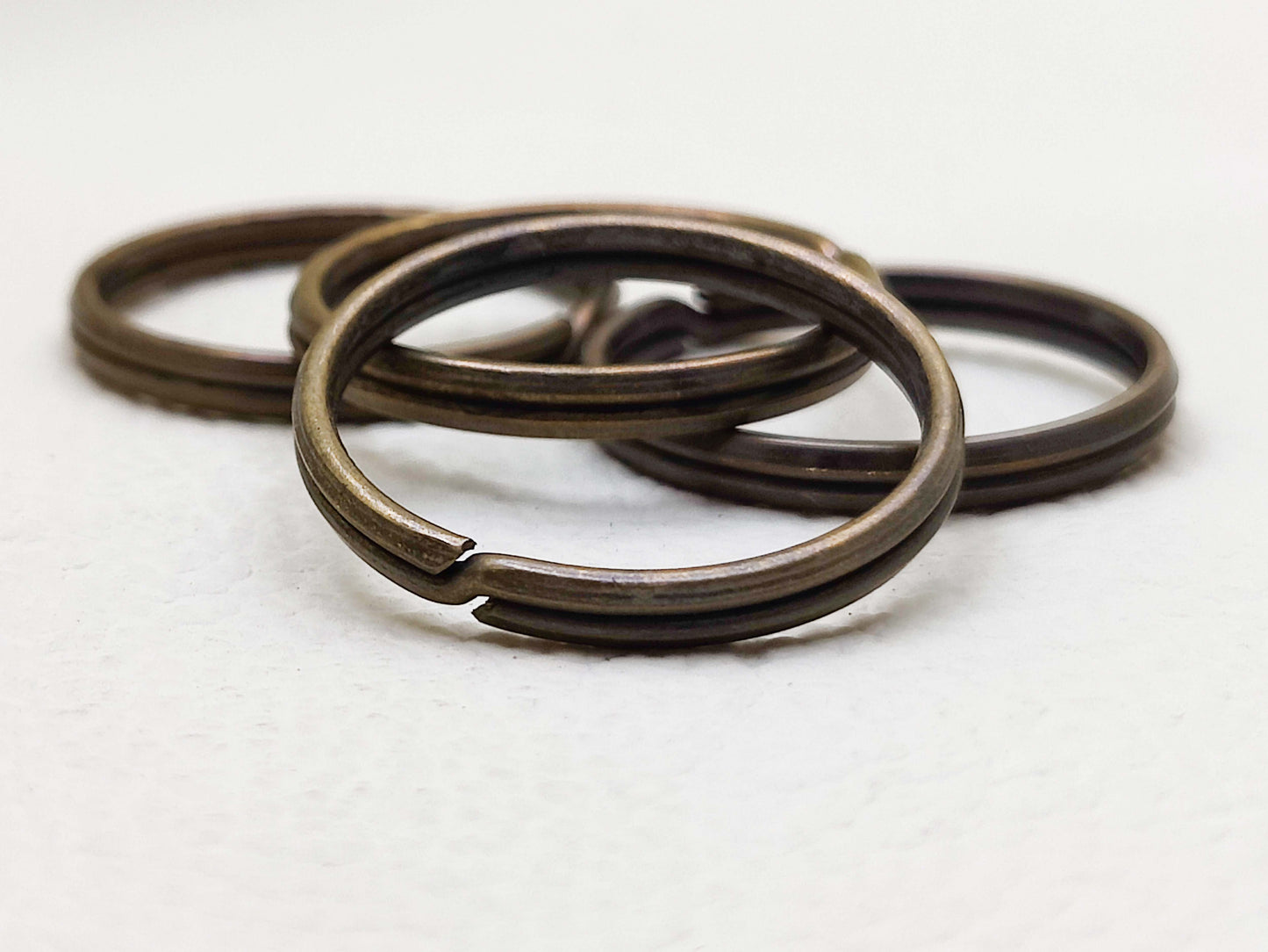 ANTIQUE BRASS SPLIT RINGS 25mm (Pack of 5)