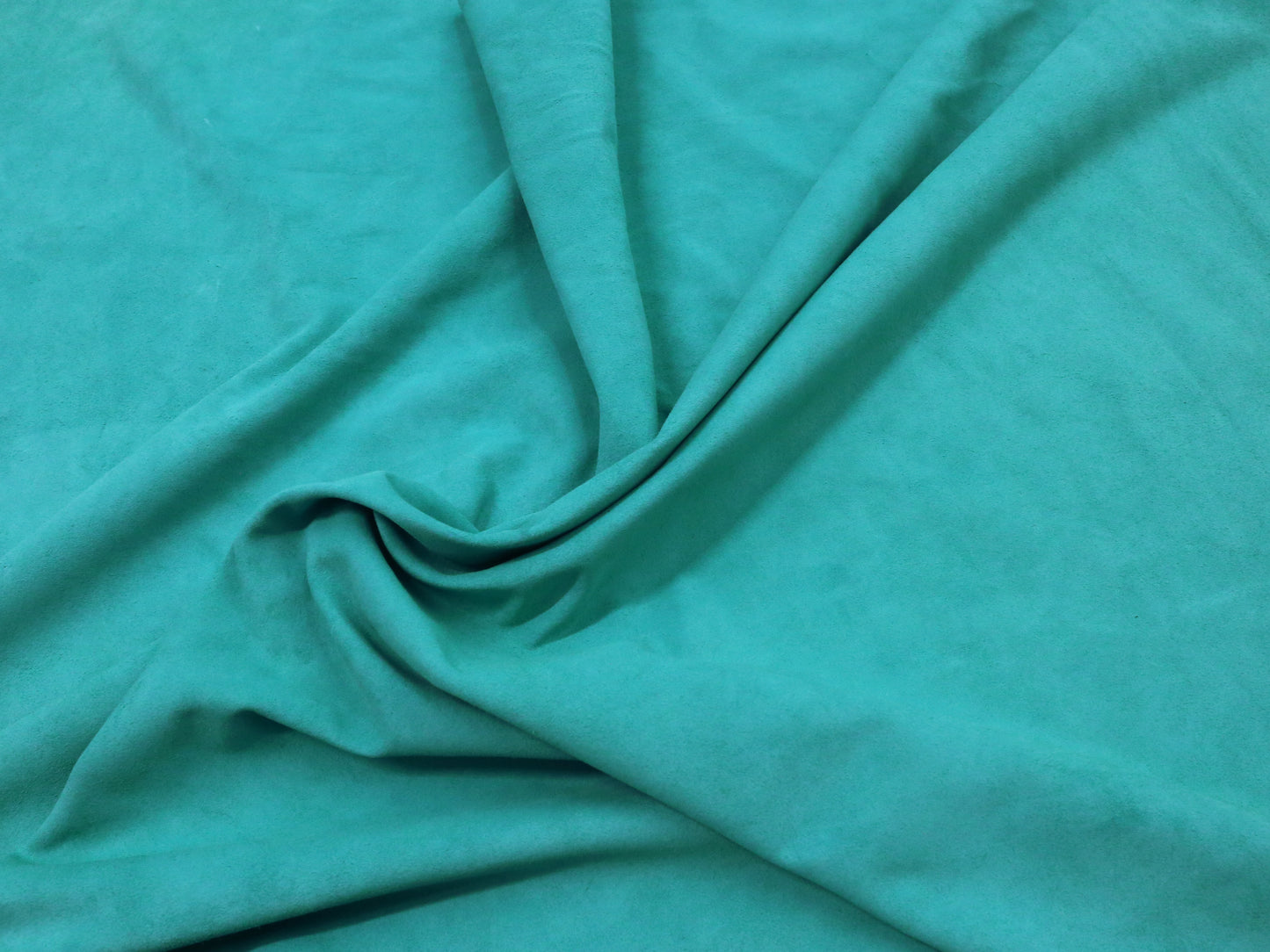 SUEDE BUTTS - AQUAMARINE – 1.0-1.2 mm