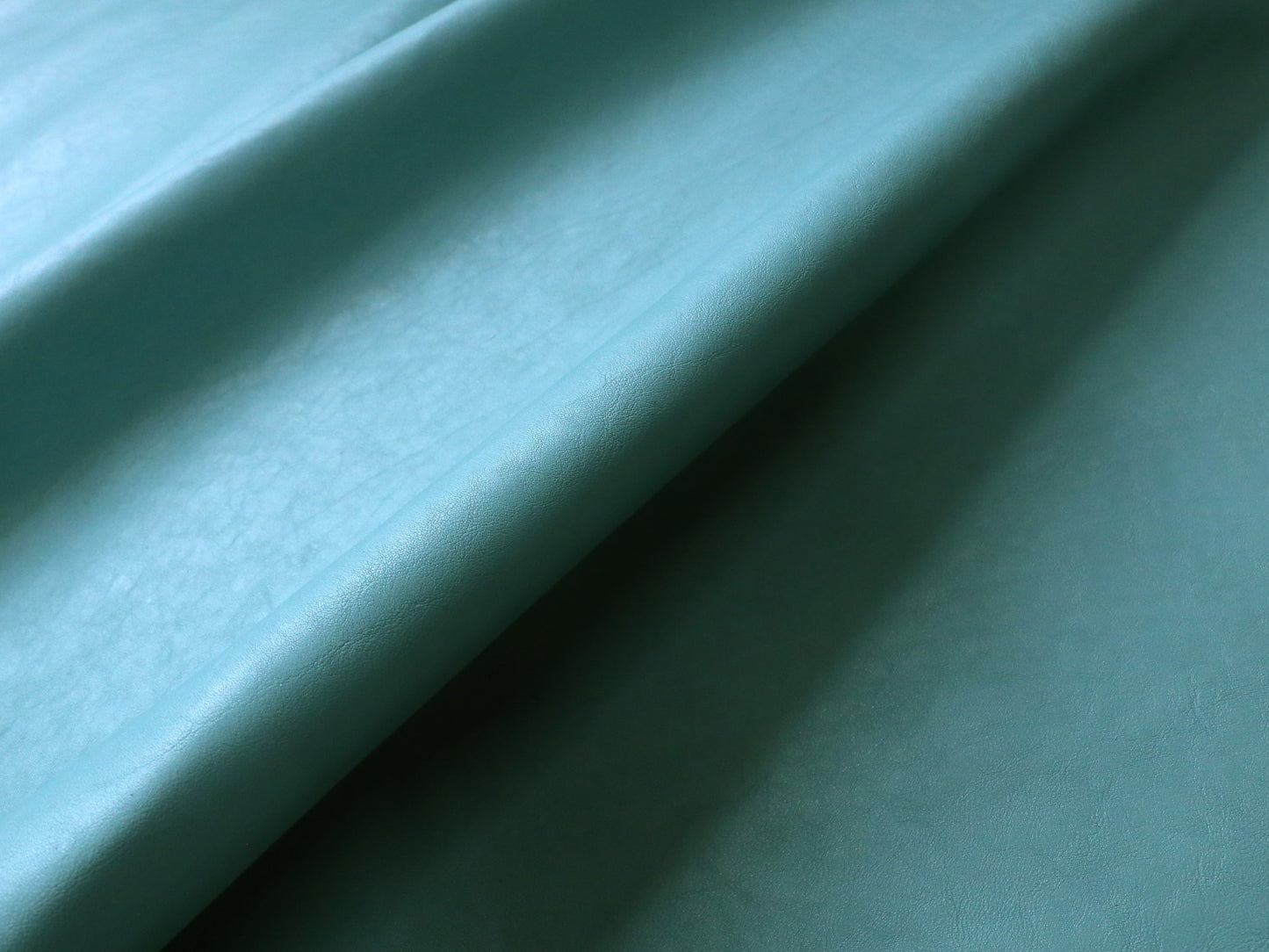 VEGETABLE TANNED CALF SIDES - AQUAMARINE -1.0-1.2mm