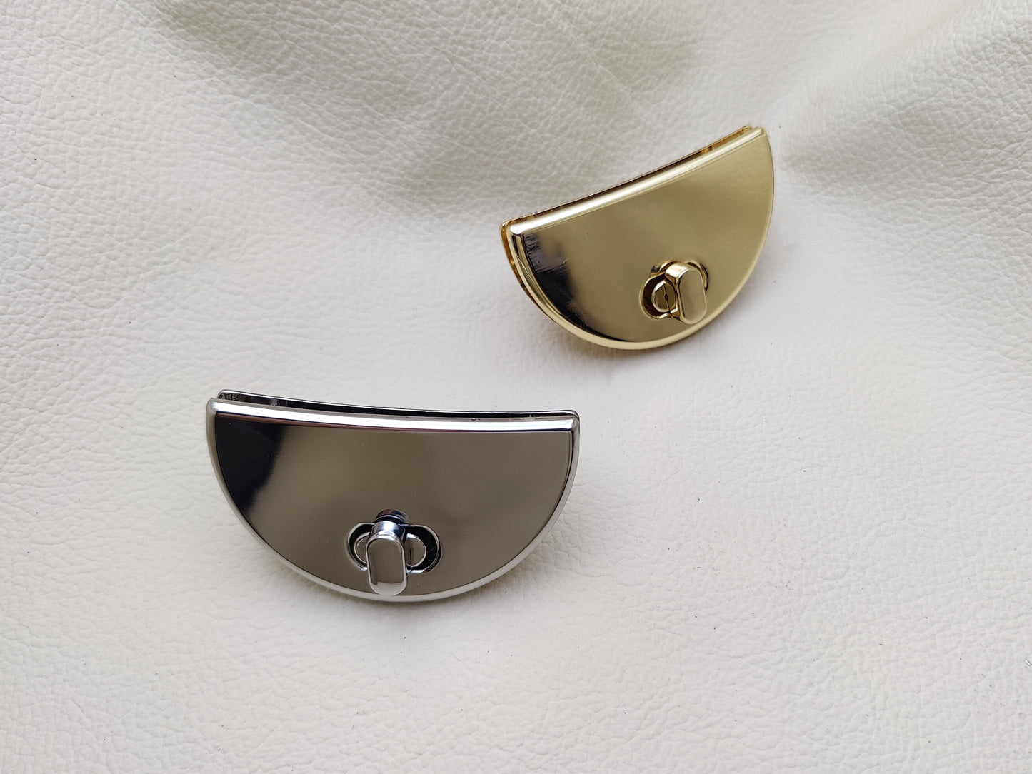 HALF MOON TURN BAG LOCK