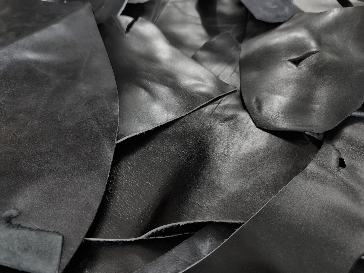 CLEARANCE BLACK OFFCUTS