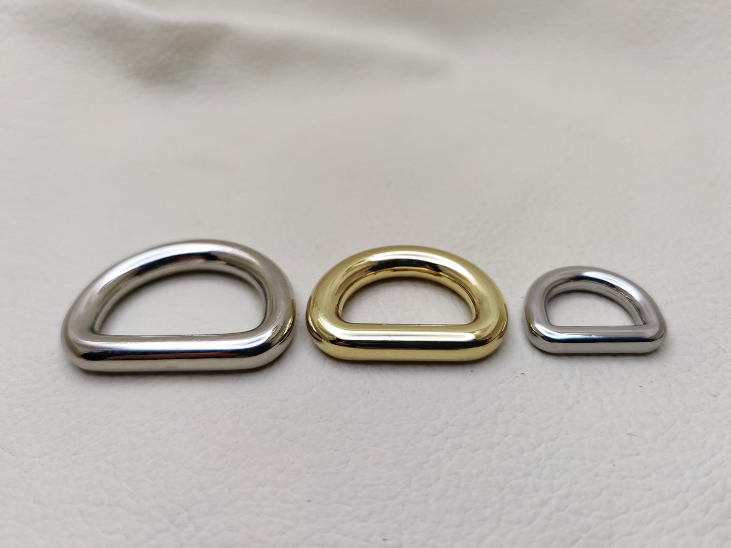 ROUNDED WELDED D-RINGS 15-20-25mm (Pack of 2)