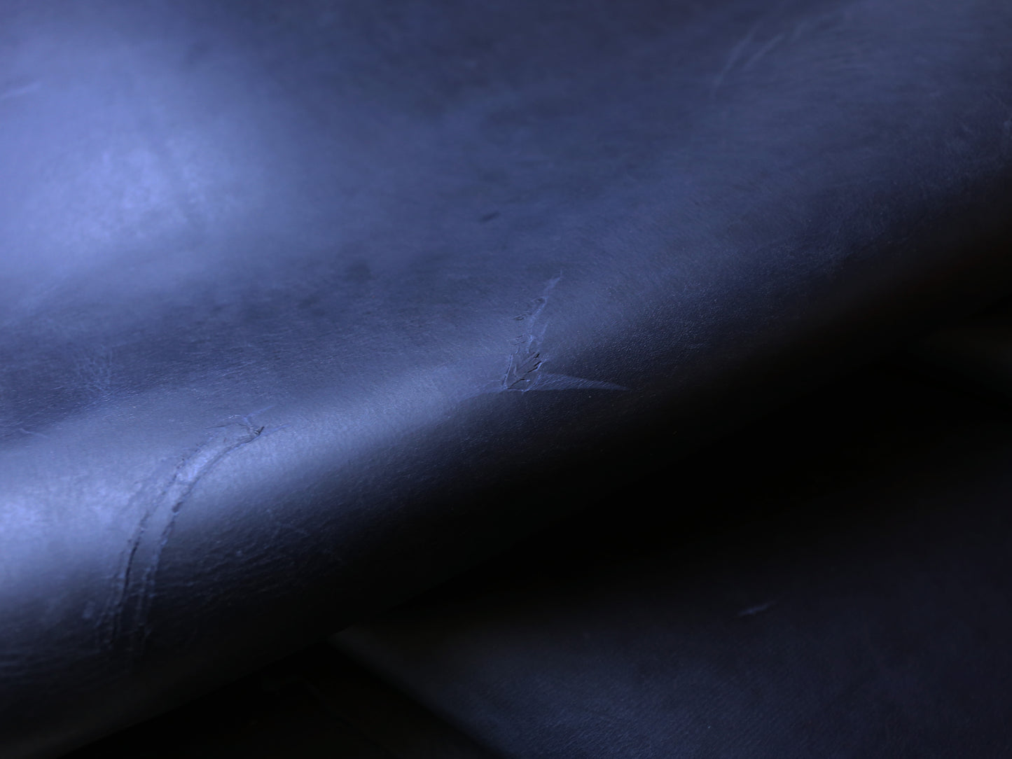 VEGETABLE TANNED BUTTS - NAVY BLUE - 2.0 and 1.4mm