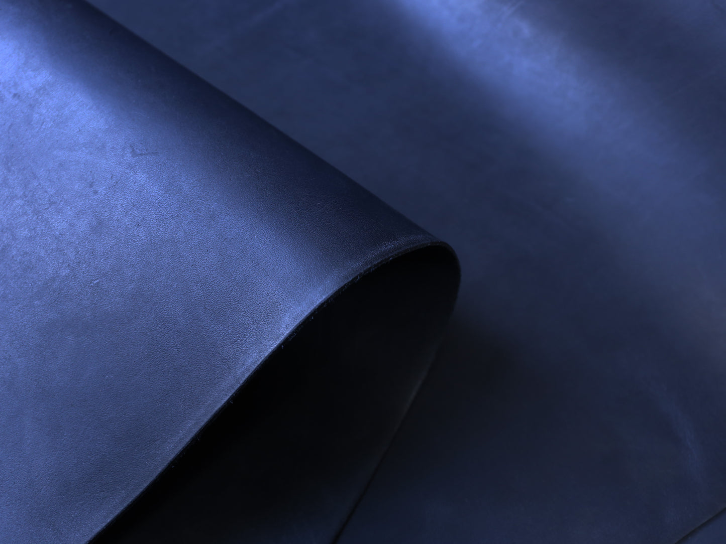 VEGETABLE TANNED BUTTS - NAVY BLUE - 2.0 and 1.4mm
