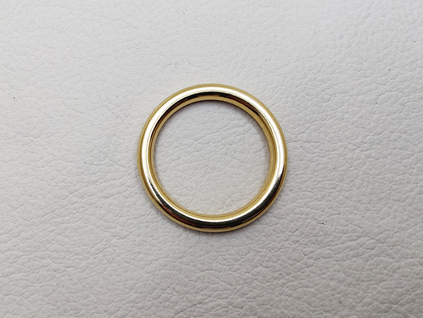 LARGE GOLD RINGS 30mm (Pack of 2)