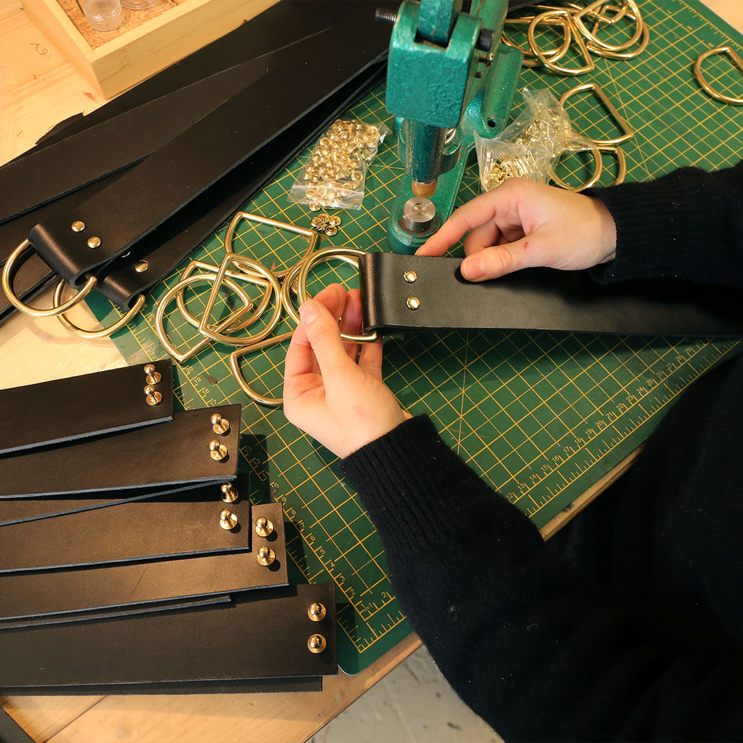 BAG MAKING HARDWARE FOR SALE IN LONDON – THE BAG MAKING SUPPLIERS