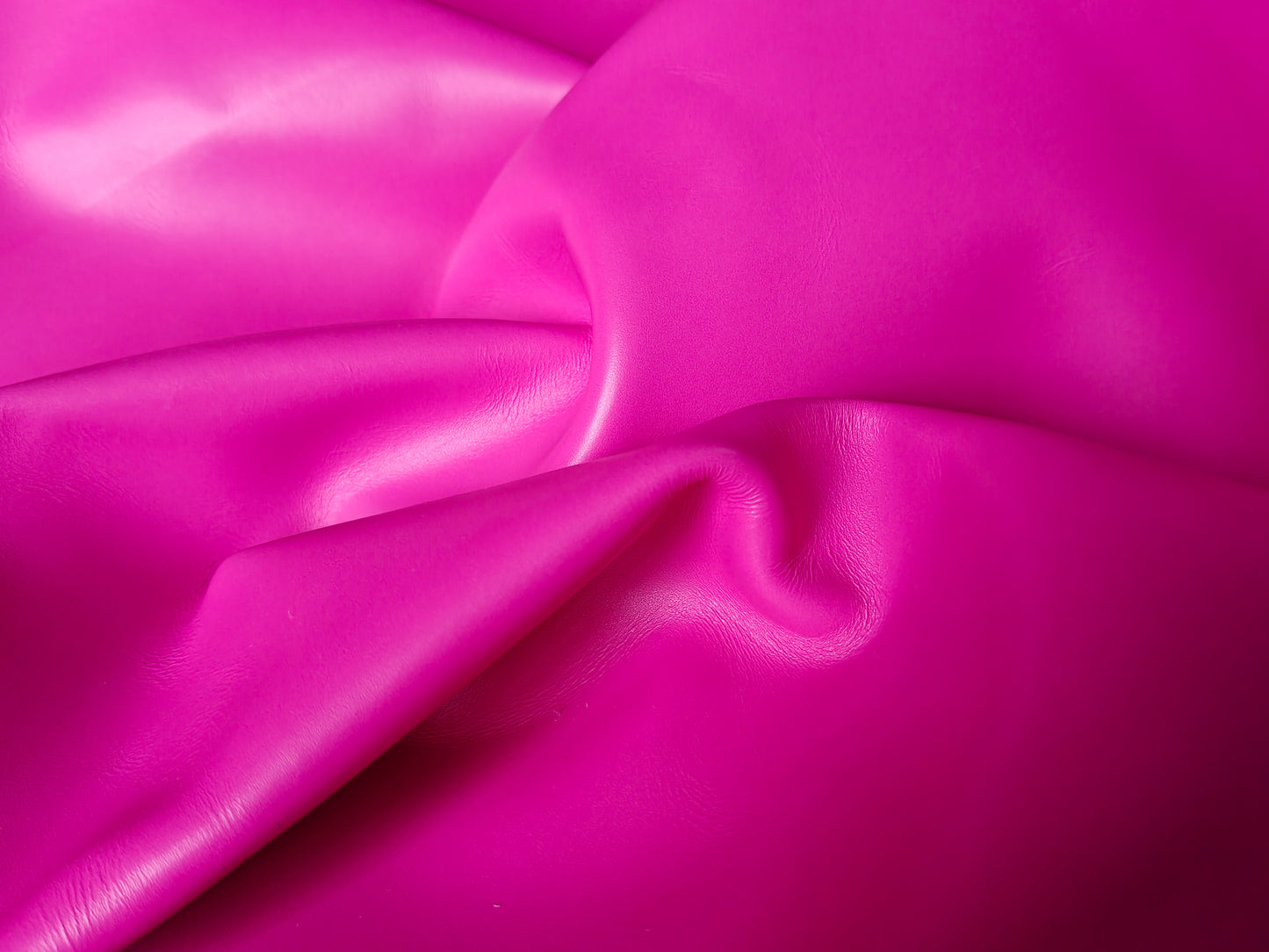 SMOOTH SIDES - FUSCHIA – 1.4 - 1.6mm