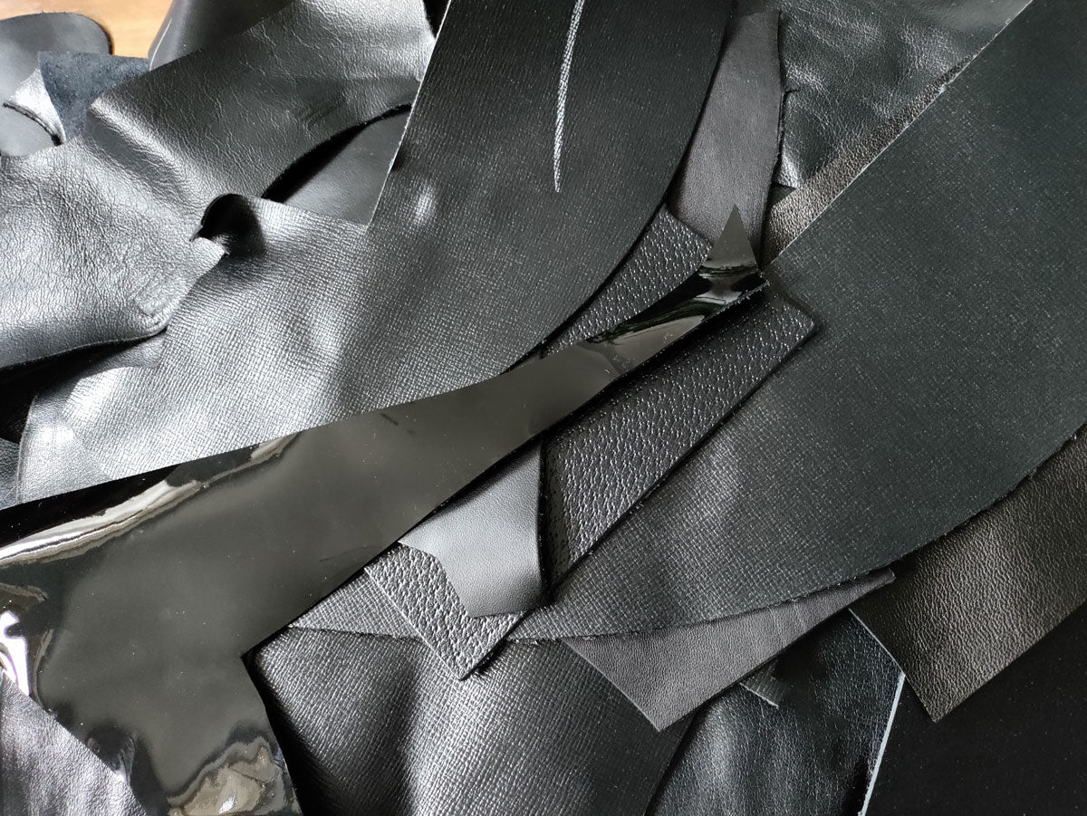 BLACK LEATHER OFFCUTS – SMALL -  0.8-2.0mm