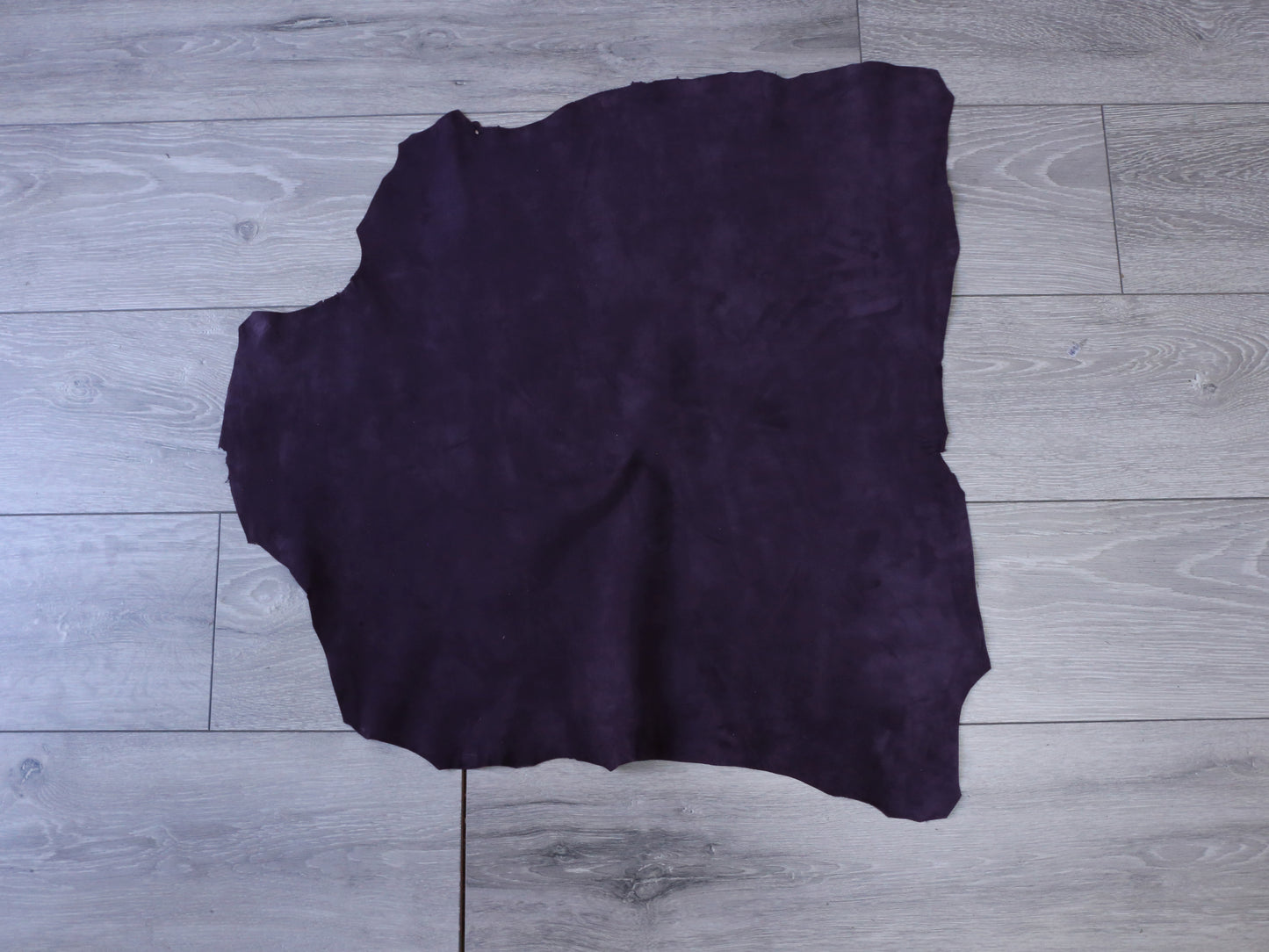 LAMB SUEDE LEATHER - PURPLE – 0.8-1.0mm