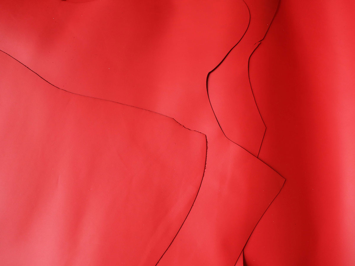 SMOOTH COATED CALF SIDES - RED  – 1.1-1.3mm