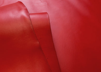 VEGETABLE TANNED SIDES - RED - FULL GRAIN - 1.9-2.1mm