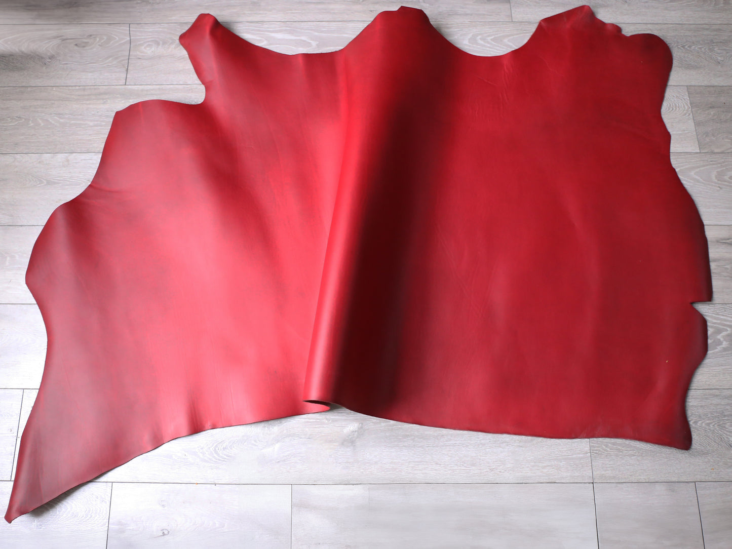 VEGETABLE TANNED CALF SIDES- RED - 2.1-2.3mm