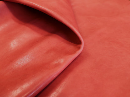VEGETABLE TANNED LEATHER SIDES – OXBLOOD RED - 1.1-1.3mm