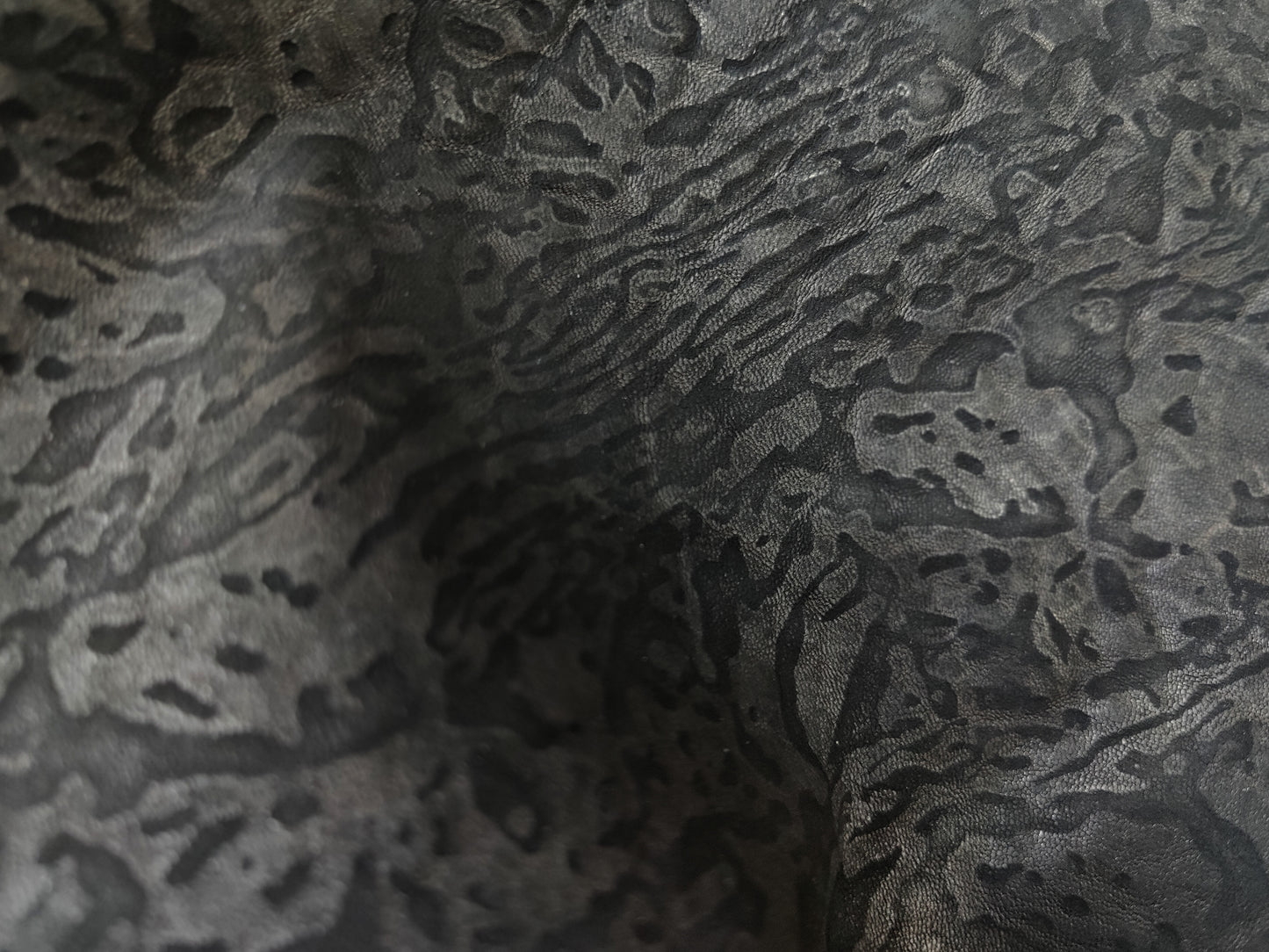 PRINTED BLACK LEATHER BUNDLE - 1.3 - 1.5