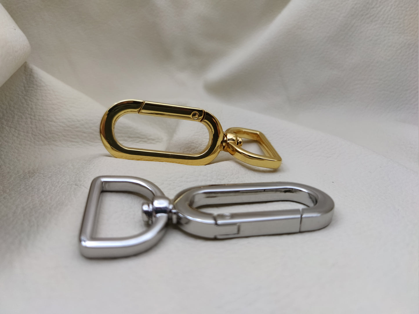 OVAL BAG HOOKS - SWIVEL CLASPS 25mm