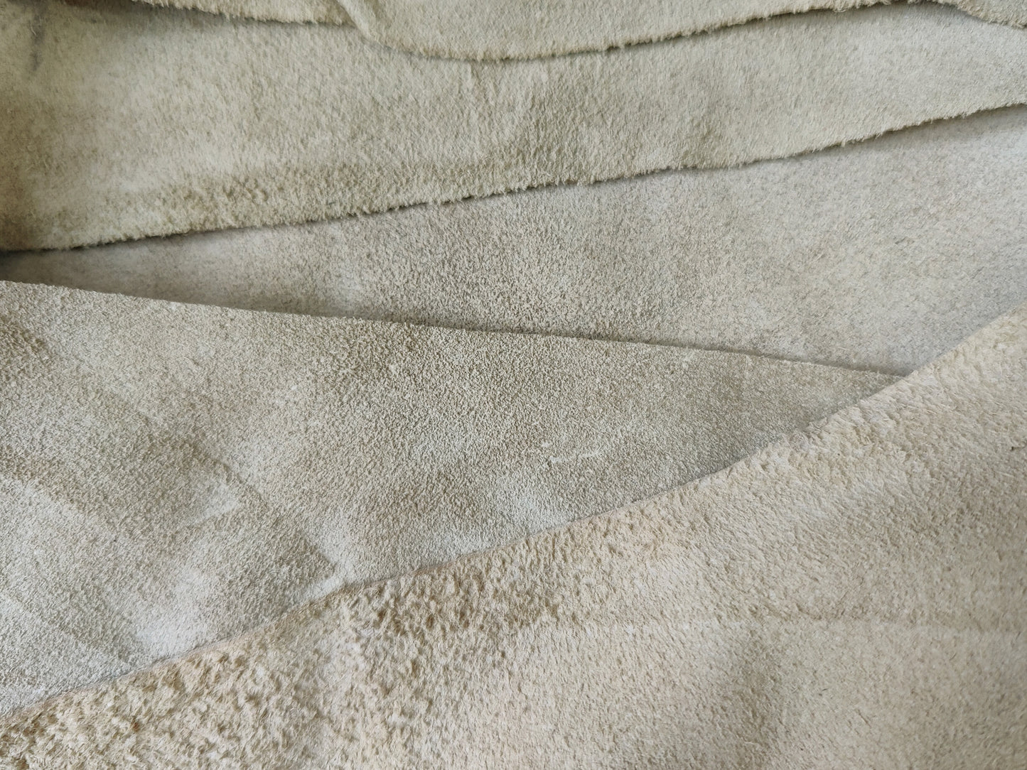 ECONOMY BEIGE SUEDE LEATHER BUNDLE - 1.1 - 1.3