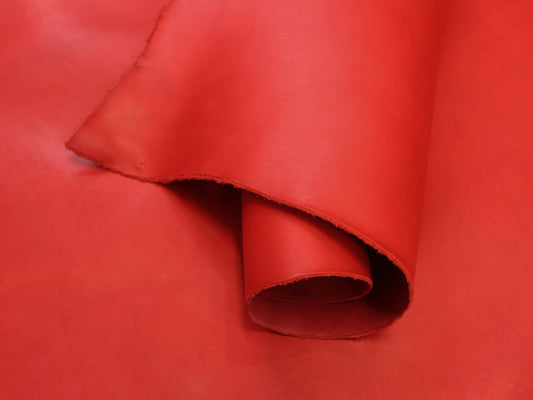 VEGETABLE TANNED SHOULDERS - RED - FULL GRAIN - 1.3-1.5mm