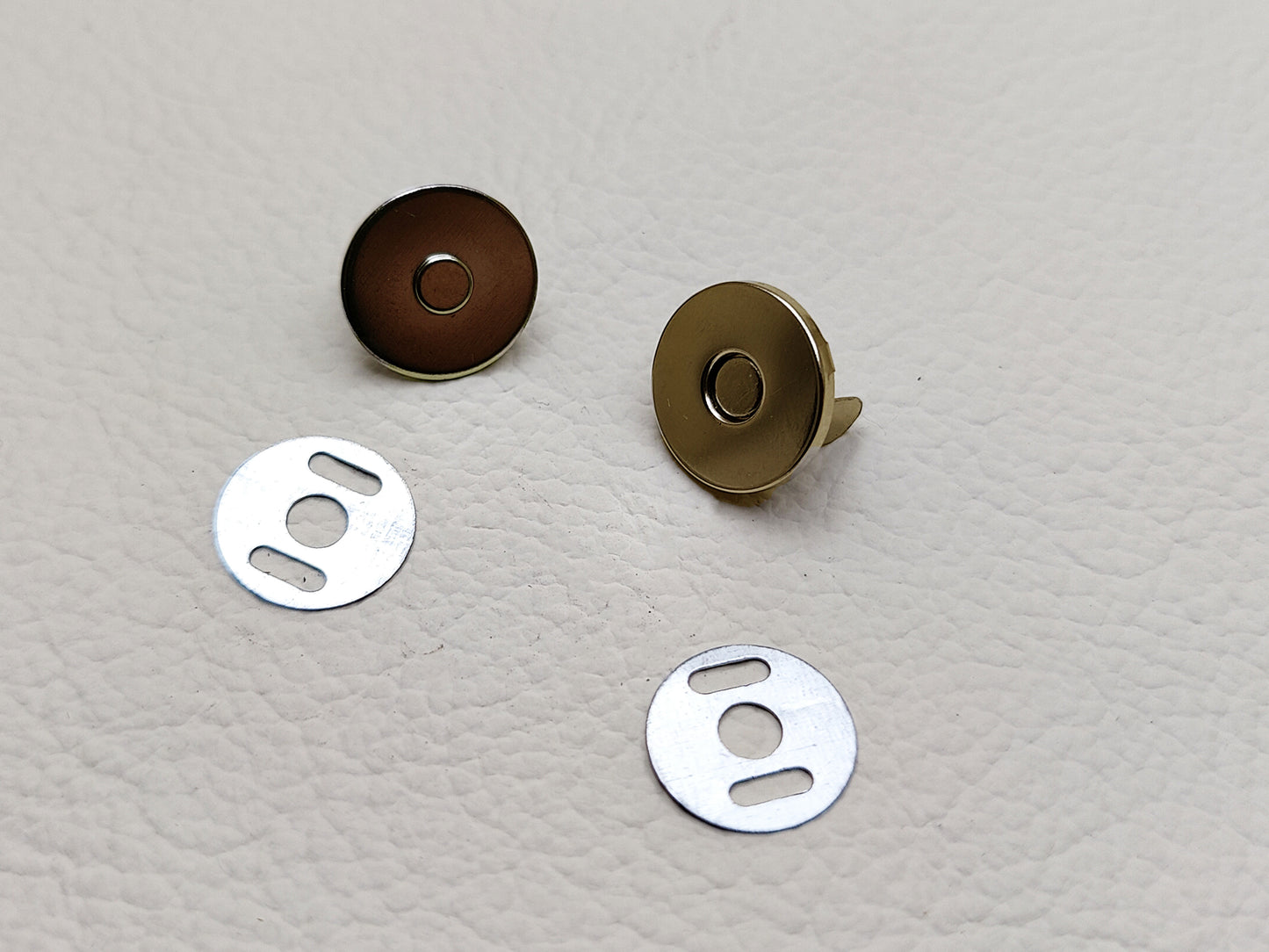 THIN MAGNETIC SNAPS - 14mm